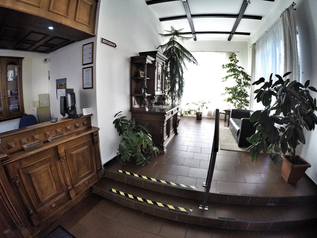 Hotel Faust Decin Buitenkant foto