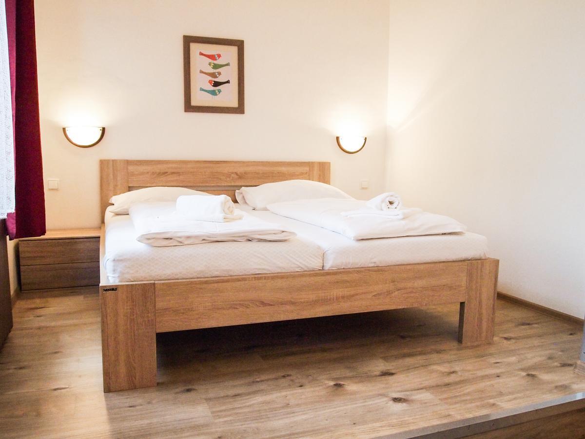 Hotel Faust Decin Buitenkant foto
